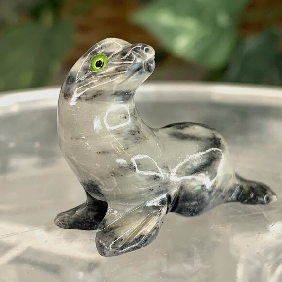 Stone carved seal miniature Other - Black & White Marble Carved Seal Figurine Sea Lion Figure Miniature 1.5" 14grams